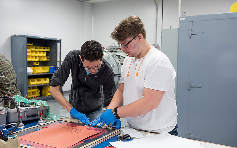 Securing heat blanket on sealant tape