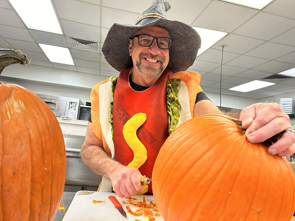 GTCC's Chef Al Romano share pumpkin carving tips ahead of Halloween